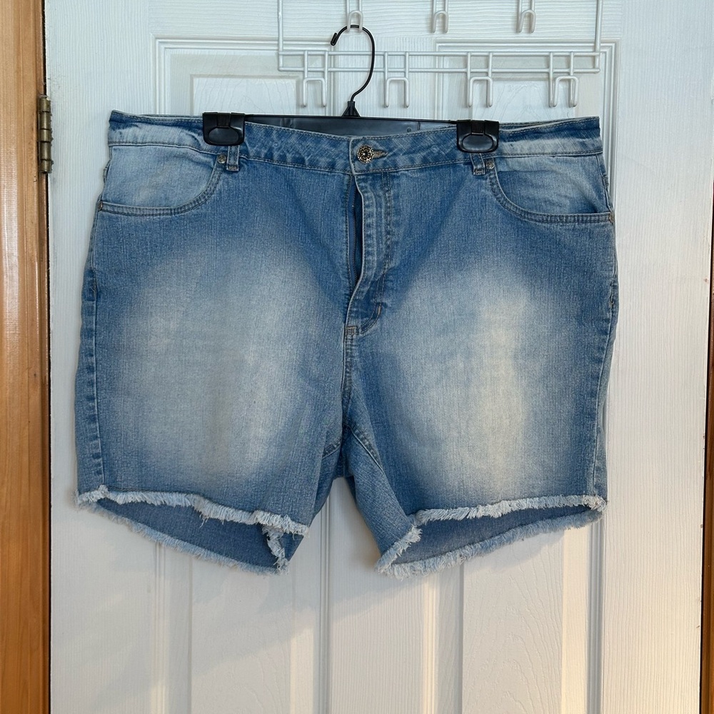 Ladies Blue Crush Denim Cutoff Shorts, Size 20